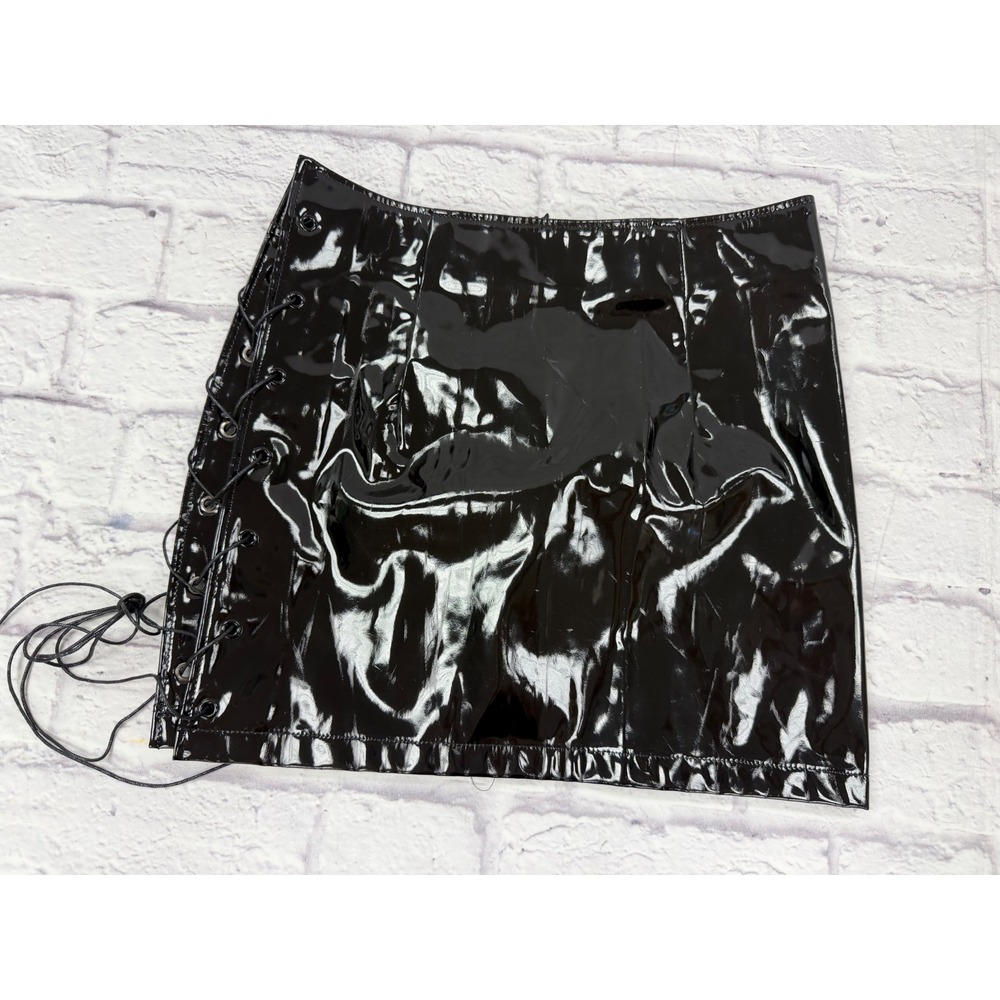 Danielle Guizio Devoiler Black Vinyl Patent Mini Skirt Lace Up Side Sexy Sz M - Picture 9 of 11